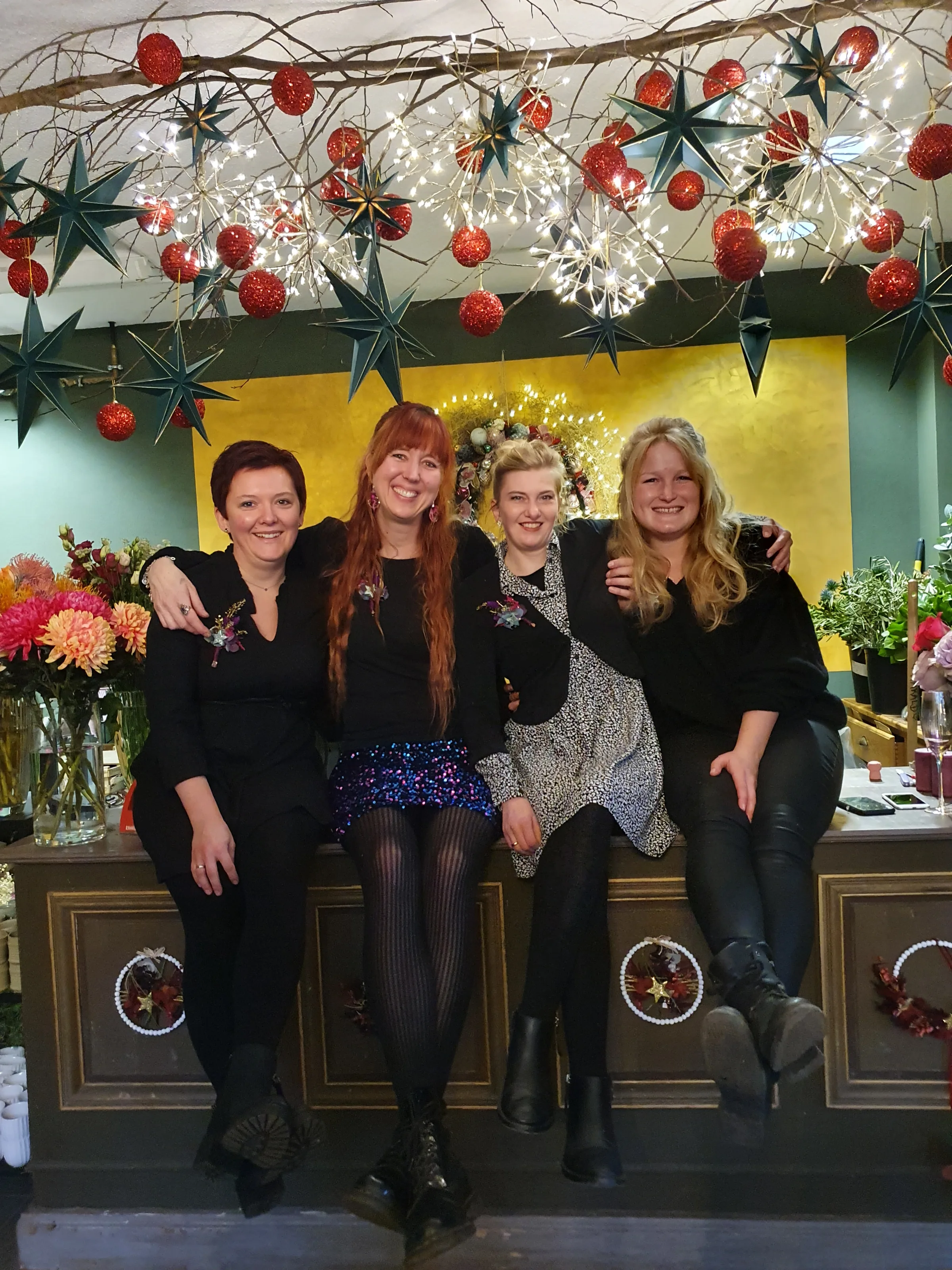 Jessica und Margaretha mit Team